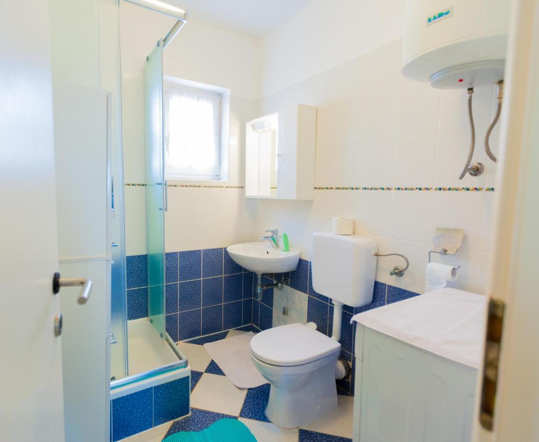 Apartman Mare Lovrečica Exterior foto